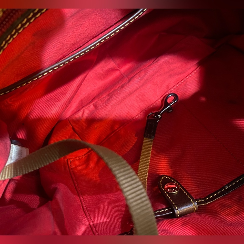 EUC DOONEY & BOURKE COOPER Chestnut Premium Florentine Leather Hobo (EXCELLENT) - Picture 11 of 13